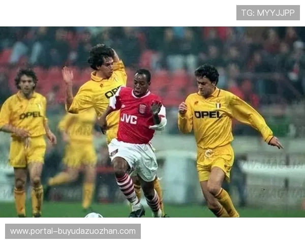 新浪体育:阿森纳力克曼联,罗马主场掀翻AC米兰