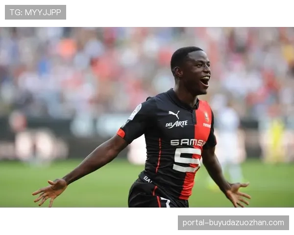 从保级区到欧战区：洛里昂主帅雷格卡姆的半个赛季救赎之路